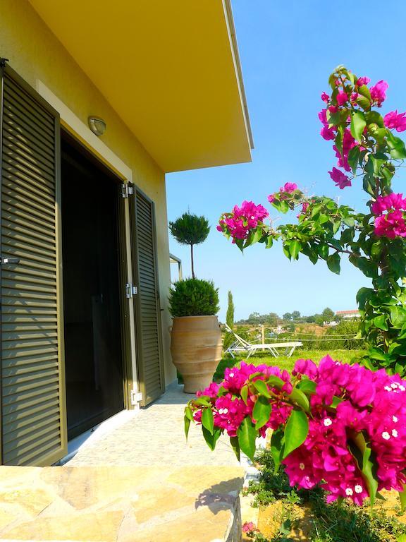 Divaria Villas Skala  Quarto foto